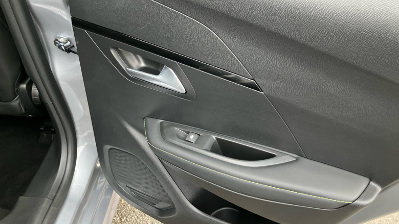 Peugeot 208 1.2 PureTech 100 GT Line 5dr Petrol Hatchback